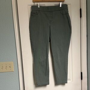 Olive Green Pull-on Cropped Pants